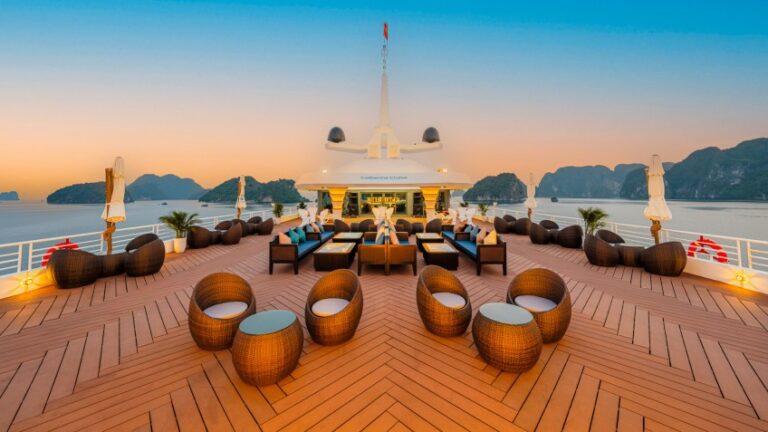 Lyra Grandeur Cruise